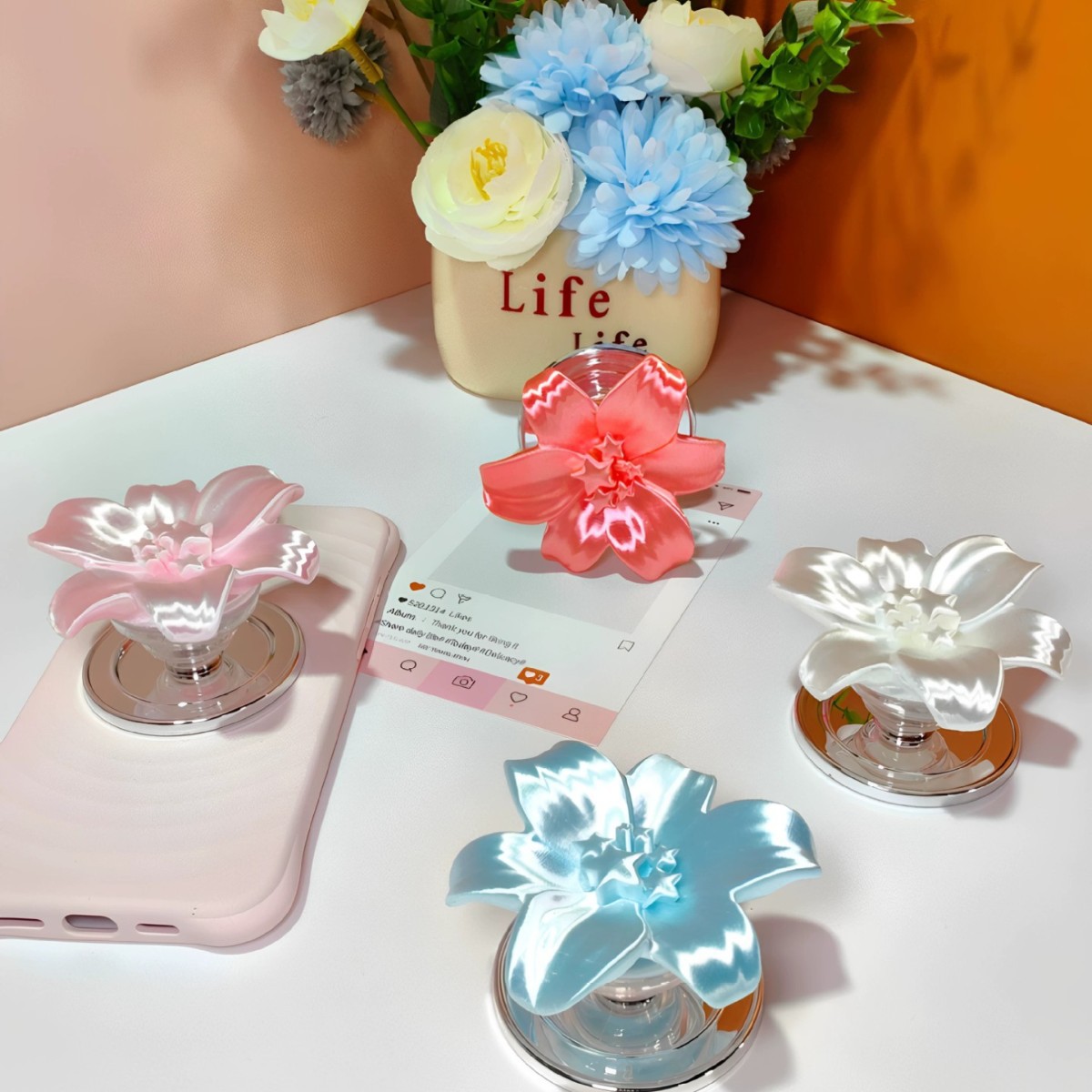 Parlak İnci Zambak Çiçekli Man - Phone Accessories Stand incelemesi ve fiyatı
